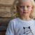 Leonardo_Kino_XL_un_mannequin_enfant_fille_de_3_ans_qui_sourit_0ohoi